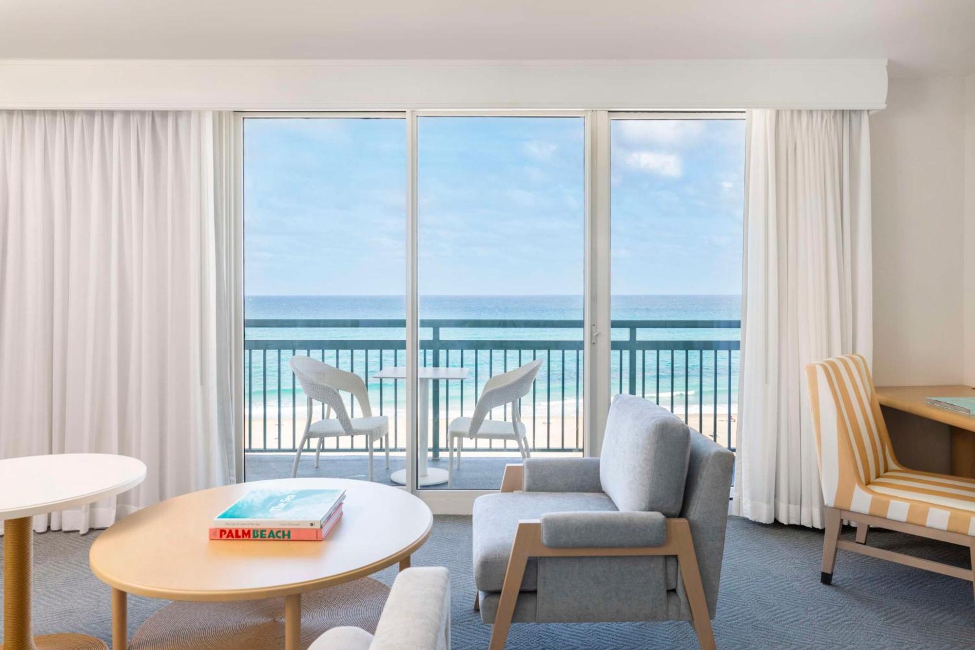 The Singer Oceanfront Resort, Curio Collection By Hilton Рів'єра-Біч Екстер'єр фото