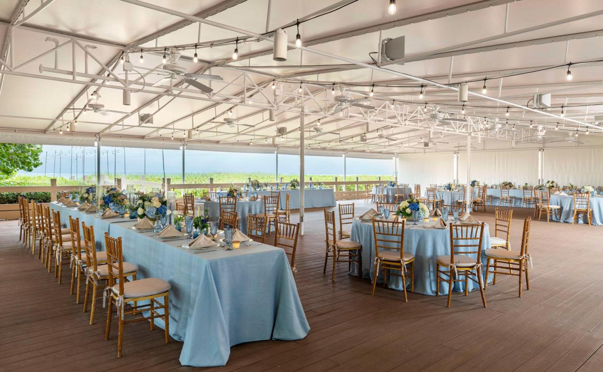 The Singer Oceanfront Resort, Curio Collection By Hilton Рів'єра-Біч Екстер'єр фото